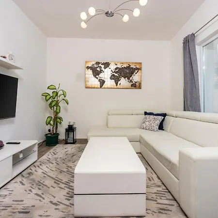 Roza Apartment Dramalj