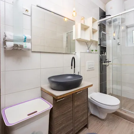 Roza Apartment