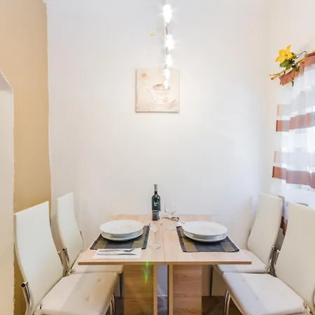 Apartment Roza Dramalj