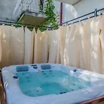 Roza Apartment