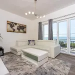 Roza Apartment