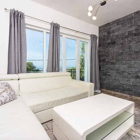 Апартаменты Roza *