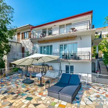 Апартаменты Roza *