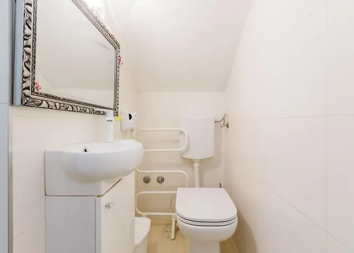 Roza Apartment *