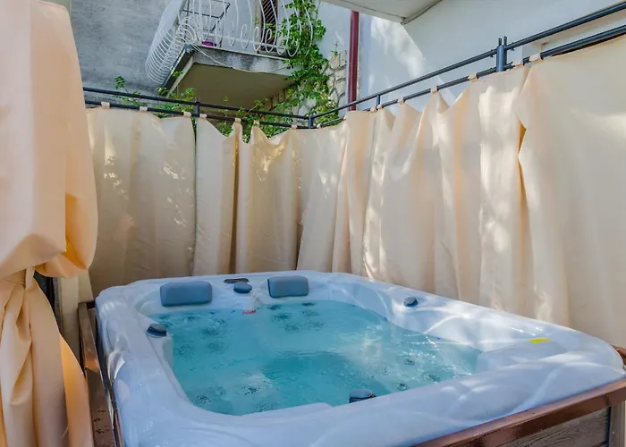 Roza Apartment