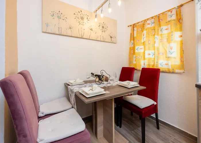Roza Apartment *